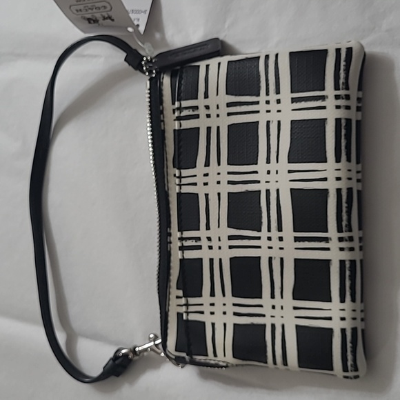 Coach Stripe Wrislet Signature Canvas - Picture 4 of 7